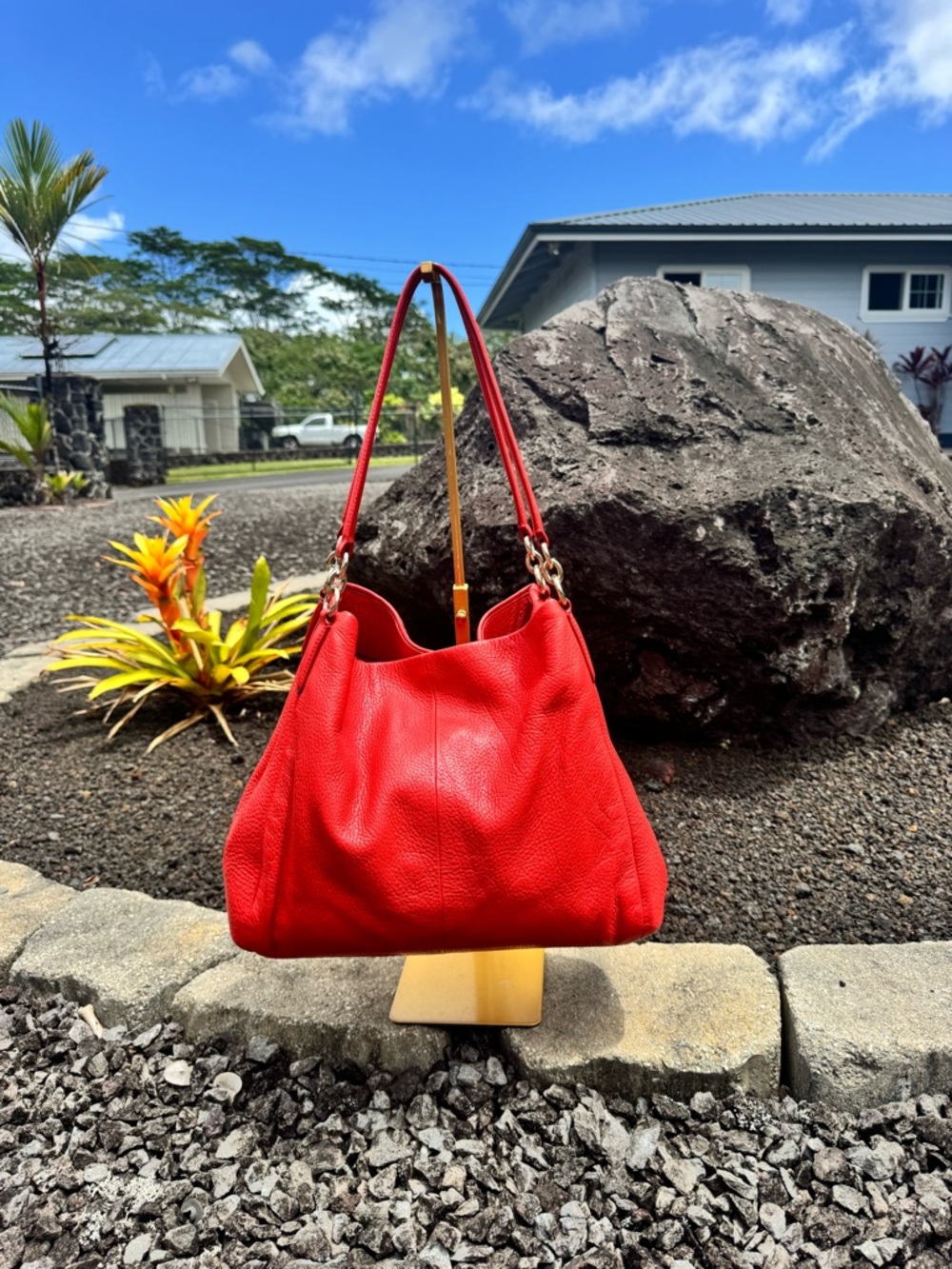 Coach Edie 31 Pebbled Leather Shoulder Bag Red Hobo Gold Hardware - Picture 6 of 16